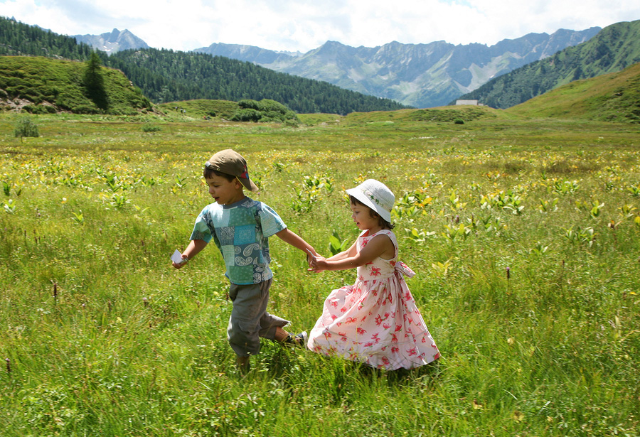 Bambini e ragazzi: i benefici della montagna - Sherpa