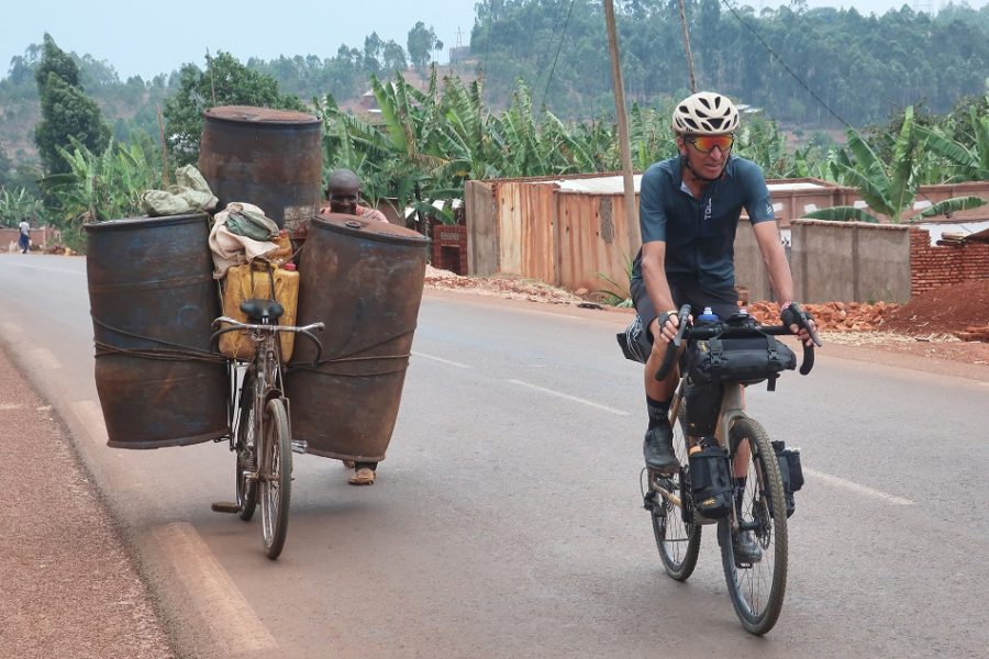 Gravel in Burundi: quando la fatica diventa scoperta